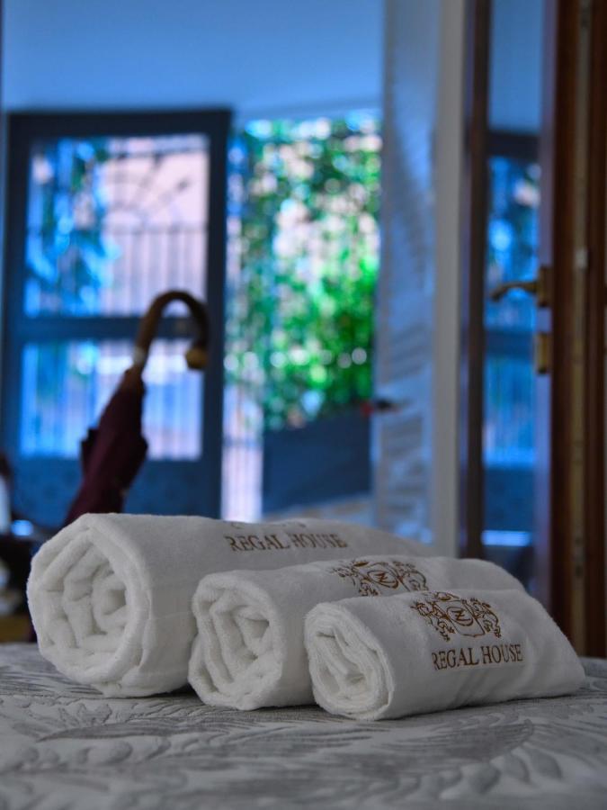 ホテル Regal House Roma Capucci 6 エクステリア 写真