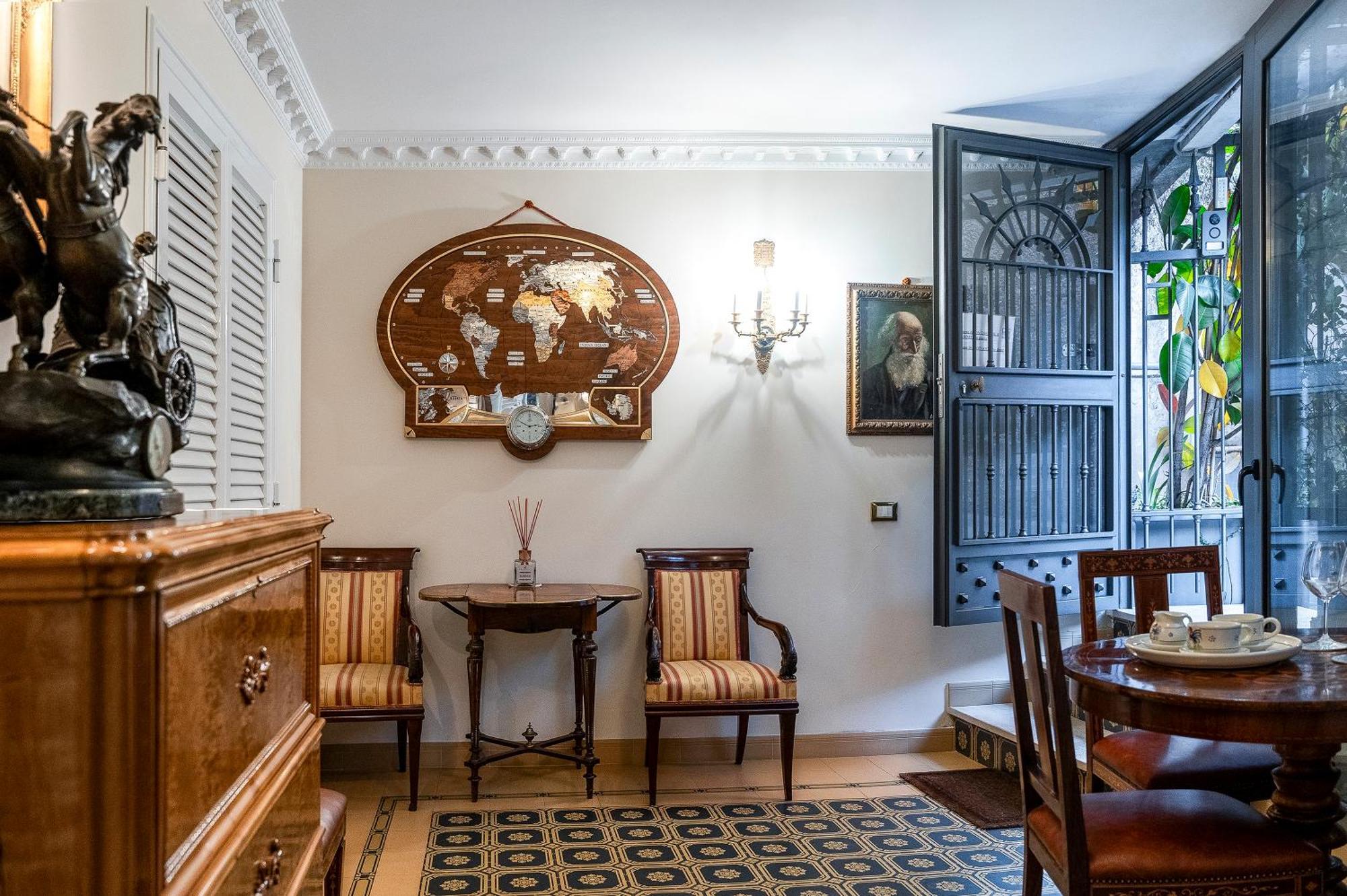 ホテル Regal House Roma Capucci 6 エクステリア 写真